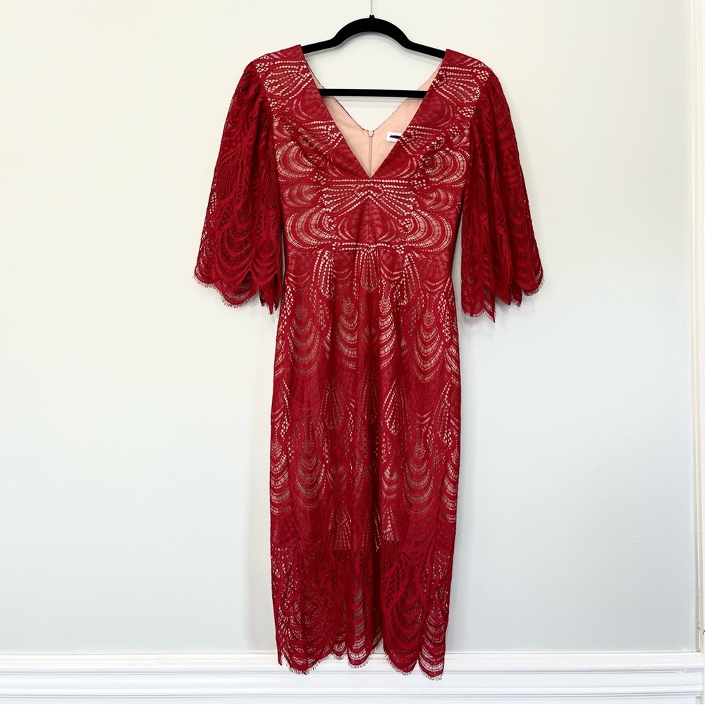 NWOT Dress The Population Mia Angel Sleeve Lace Sheath Midi Dress in Red